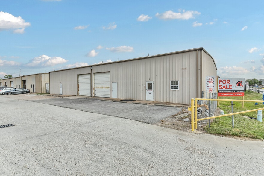 More Photos Of 11234 Timber Tech Ave, Tomball Unknown For Lease