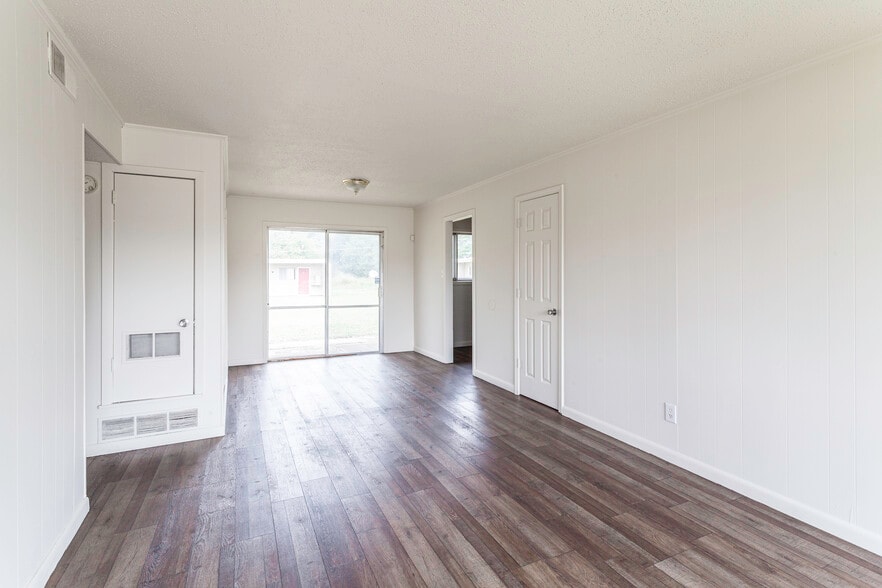 More Photos Of 205 W Moultrie Dr, Blytheville Apartments For Sale