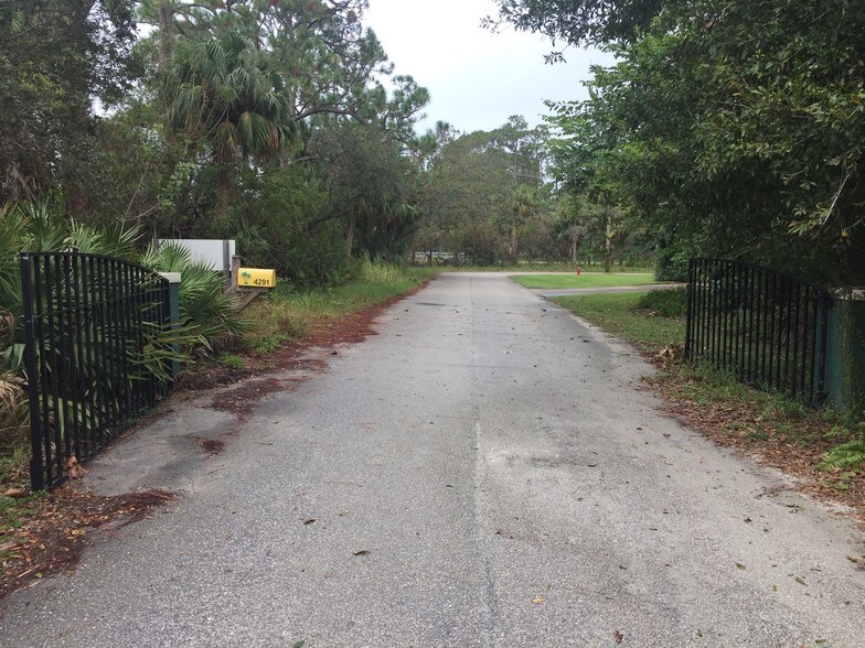 More Photos Of 4291 SW 5th Pl, Vero Beach Land For Sale