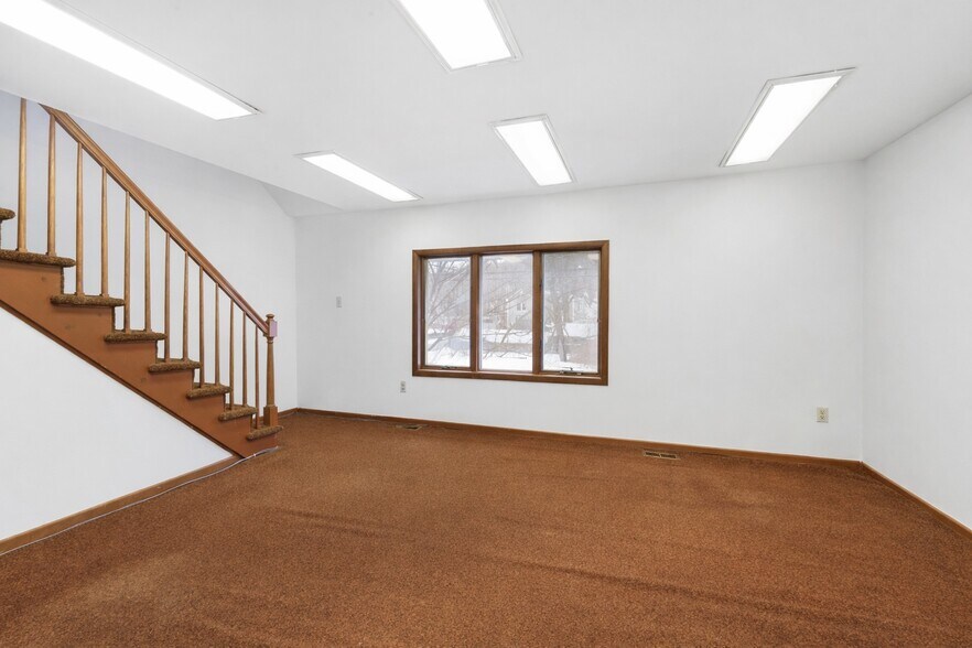 More Photos Of 328 Green Pond Rd, Hibernia Office Residential For Lease