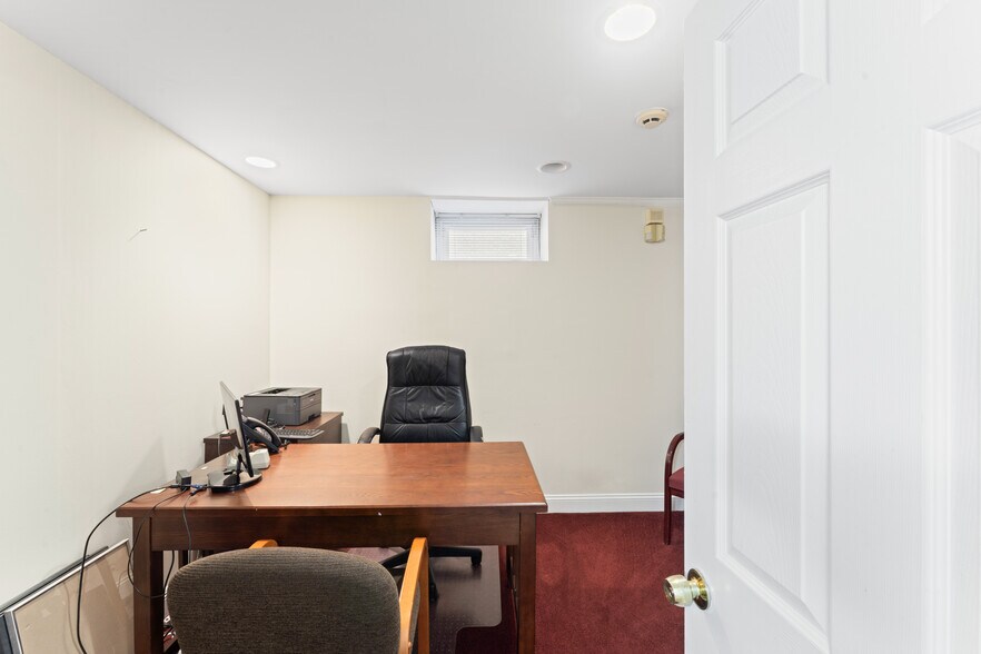 More Photos Of 1238 Post Rd, Fairfield Loft Creative Space For Lease