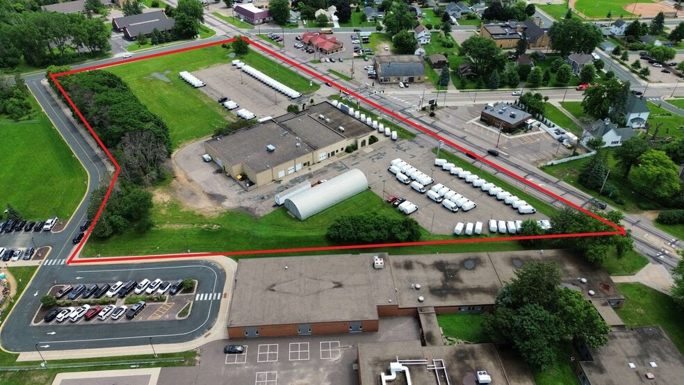 More Photos Of 11144 N Stillwater Blvd, Lake Elmo Auto Dealership For Sale