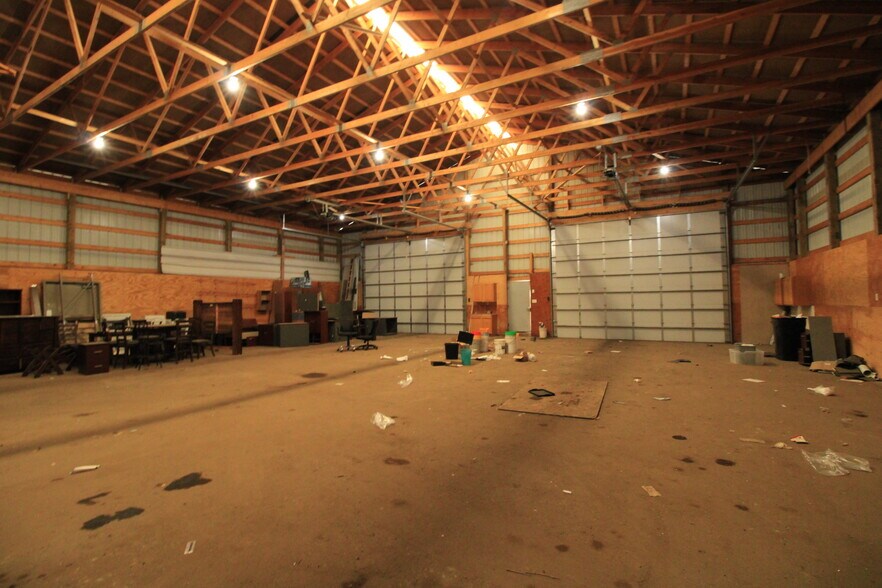 More Photos Of 6008 Highway 2 E, Minot Showroom For Sale