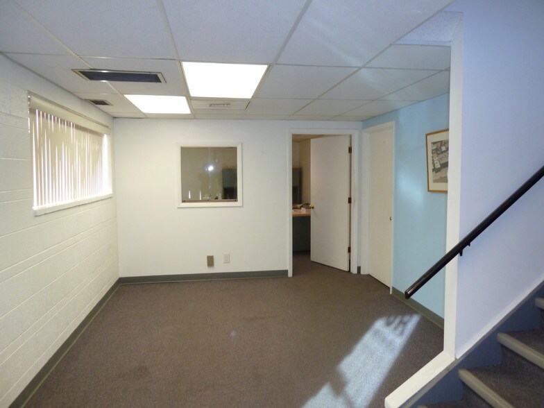 More Photos Of 1830 S Bannock St, Denver Manufacturing For Lease