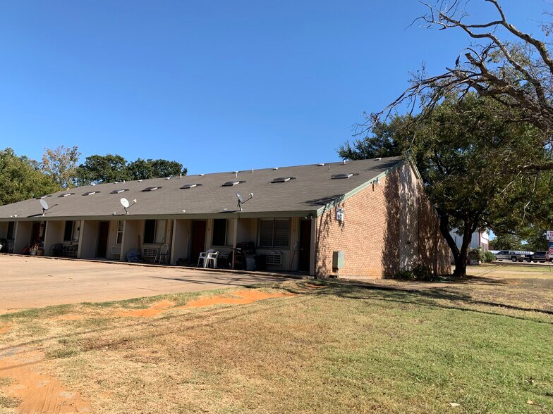 1306 N Main St, Mansfield, TX 76063 Apartments For Sale
