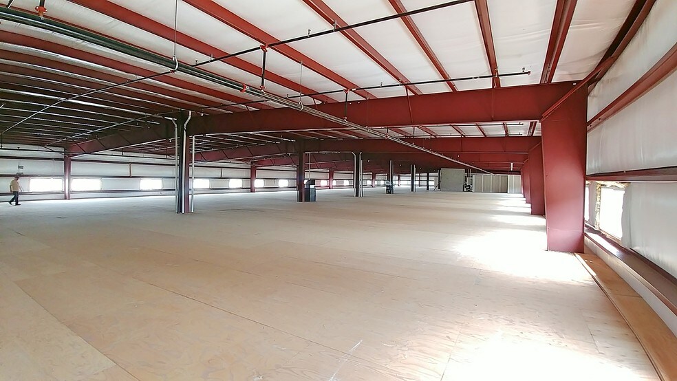 More Photos Of 165 Amboy Rd, Morganville Light Distribution For Lease