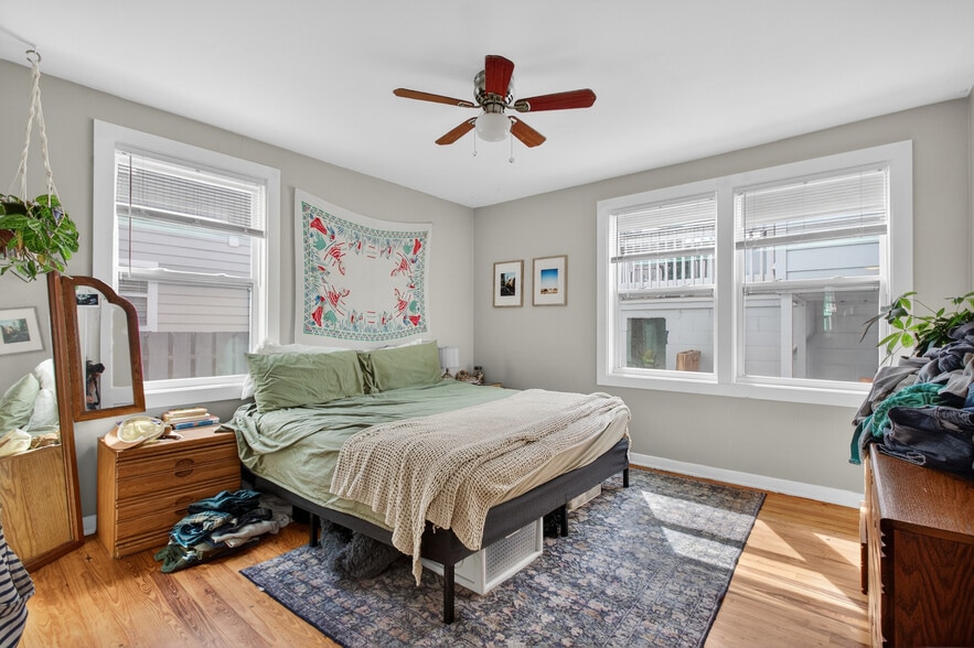 More Photos Of 123 Margaret St, Neptune Beach Multifamily For Sale