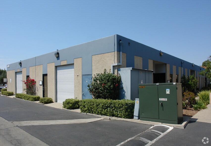 More Photos Of 4883 Ronson Ct, San Diego Unknown For Lease