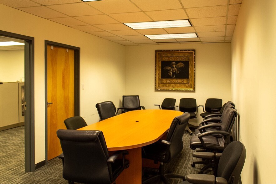 More Photos Of 12425 28th St N, Saint Petersburg Office For Lease