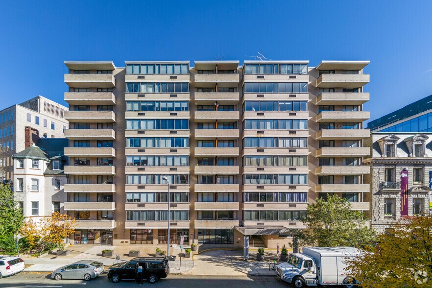 More Photos Of 1325-1327 18th St NW, Washington Apartments For Sale