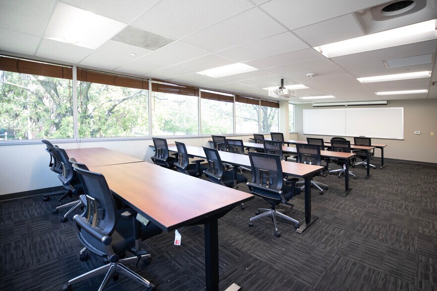 More Photos Of 8600 Farley St, Overland Park Office For Sale