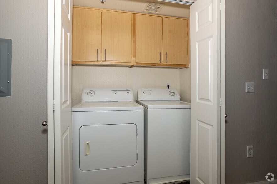 More Photos Of 1666 Da Vinci Ct, Davis Apartments For Sale