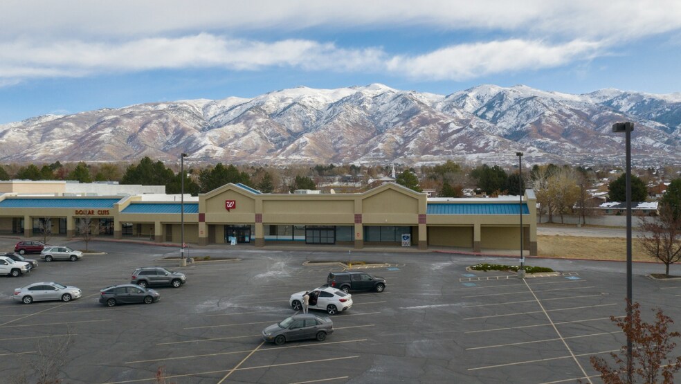 Primary Photo Of 860-880 North Fairfield Road, Layton, UT 84041, Layton General Retail For Lease