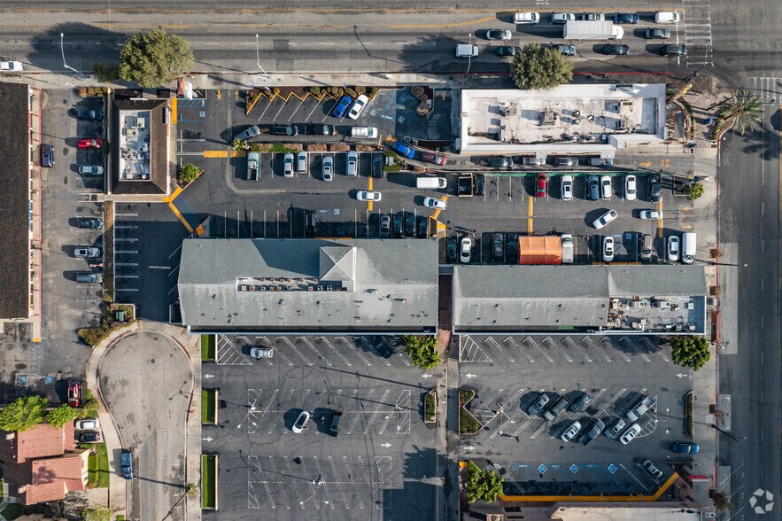 More Photos Of 2528-2570 E Slauson Ave, Huntington Park Unknown For Lease