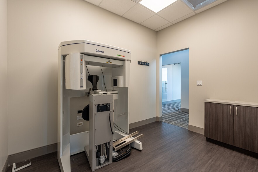 More Photos Of 10120 Calumet Ave, Munster Medical For Lease