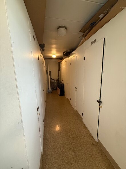 More Photos Of 408 N Liberty St, Belleville Apartments For Sale