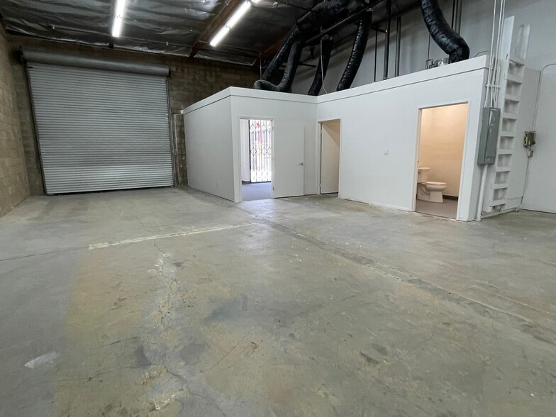 More Photos Of 12112-12126 Sherman Way, North Hollywood Unknown For Lease