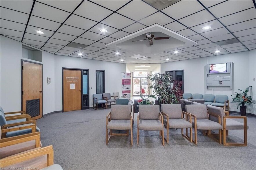 More Photos Of 6801 US Highway 27 N, Sebring Office For Sale