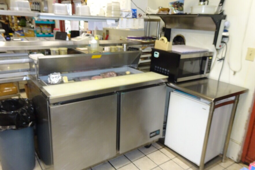 More Photos Of 427 N Chestnut St, Lansdale General Retail For Sale