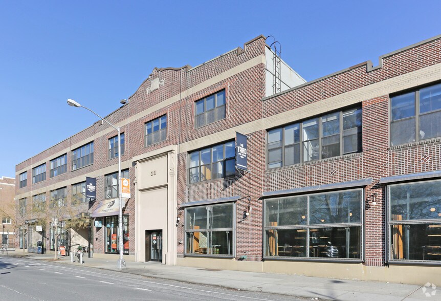 More Photos Of 33 Nassau Ave, Brooklyn Coworking Space