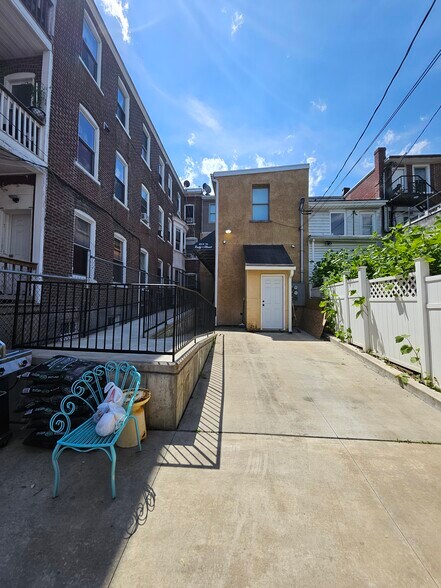 More Photos Of 509 N 7th St, Allentown Storefront Retail Residential For Lease