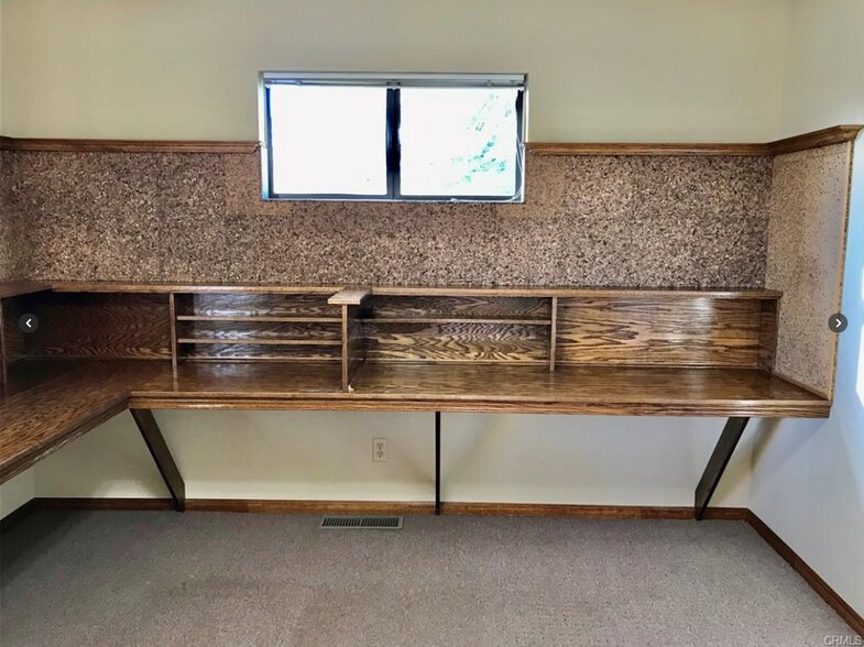 More Photos Of 1002 11th St, Lakeport Office Residential For Lease