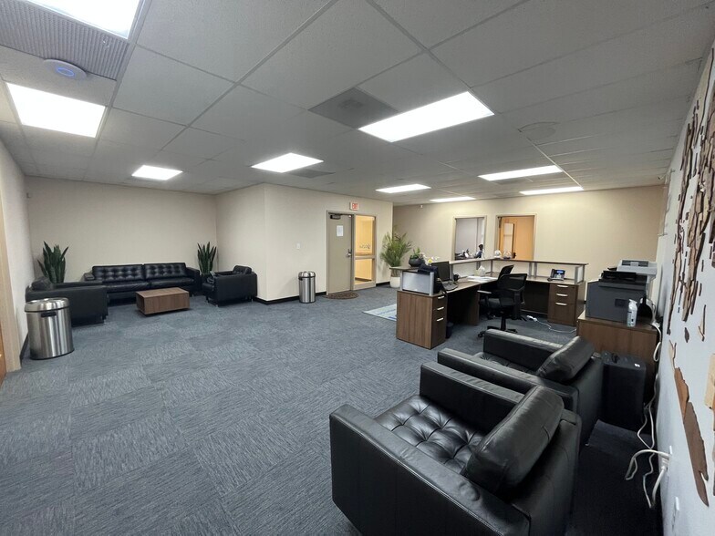 More Photos Of 5920 S Miami Blvd, Morrisville Office For Sale