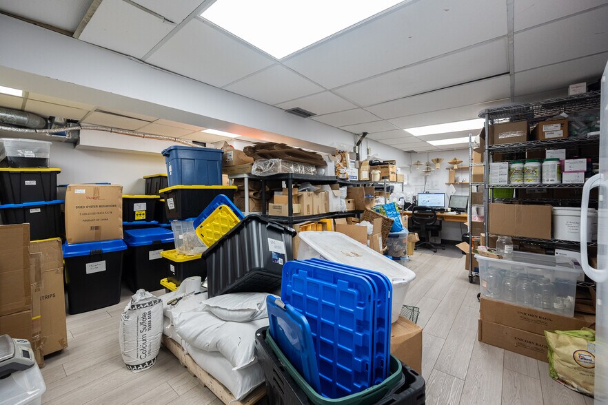 More Photos Of 4320-4324 St Saint-Denis, Montréal Multifamily For Sale