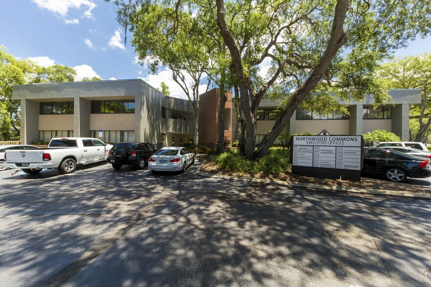 More Photos Of 2454 N McMullen Booth Rd, Clearwater Loft Creative Space For Lease