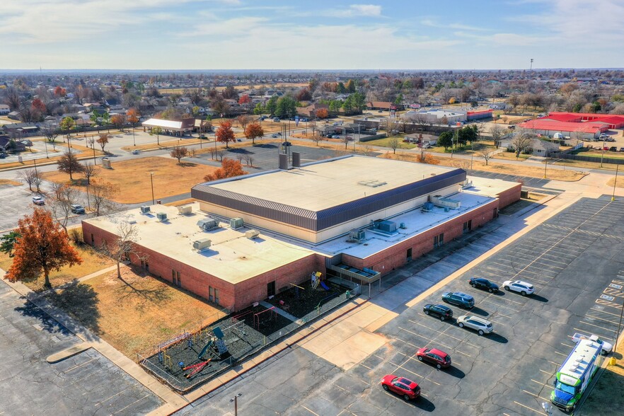 More Photos Of 1111 SW 89th St, Oklahoma City Specialty For Sale