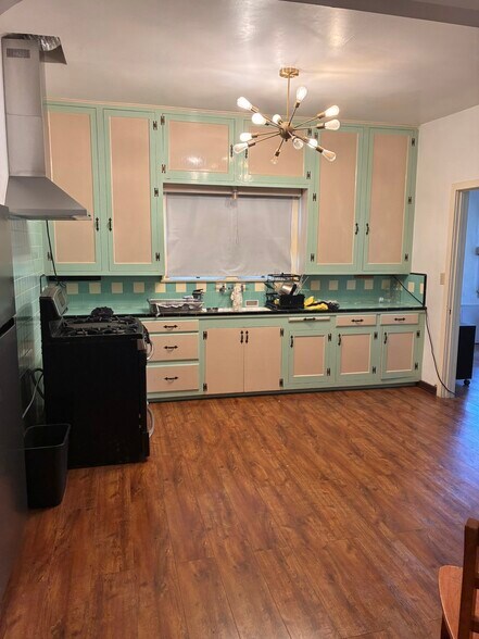 More Photos Of 15395 Foothill Blvd, Fontana Freestanding For Sale