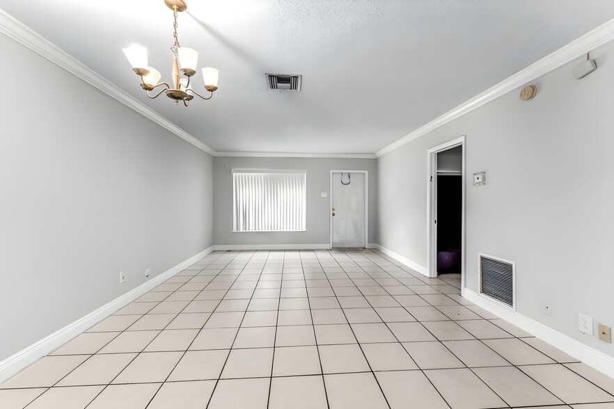 More Photos Of 1481 NW 22nd St, Fort Lauderdale Apartments For Sale