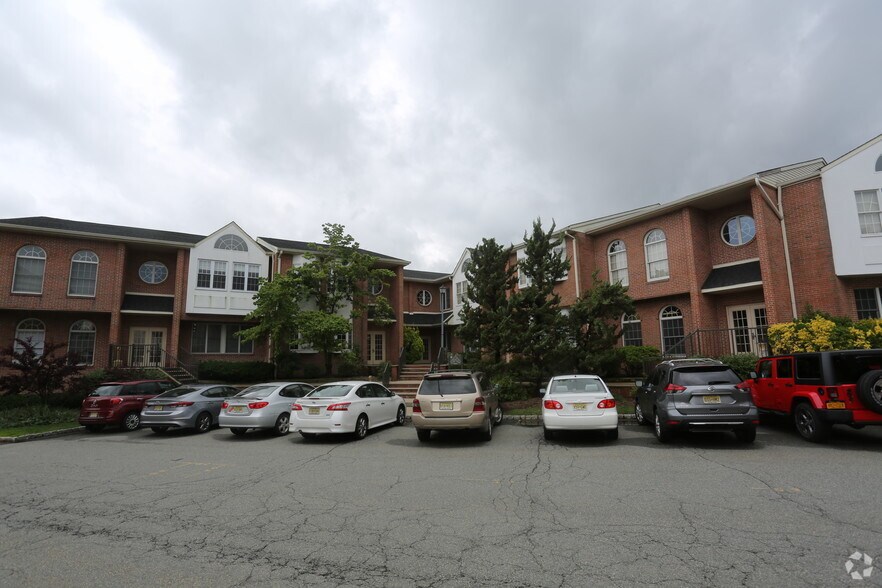 Primary Photo Of 271 US Highway 46, Fairfield Office For Lease