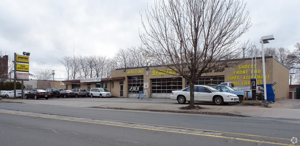 More Photos Of 604-606 Main St, Holyoke Auto Dealership For Sale