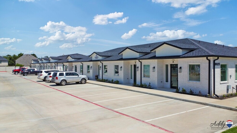 More Photos Of 18940 Kuykendahl Rd, Spring Office For Sale