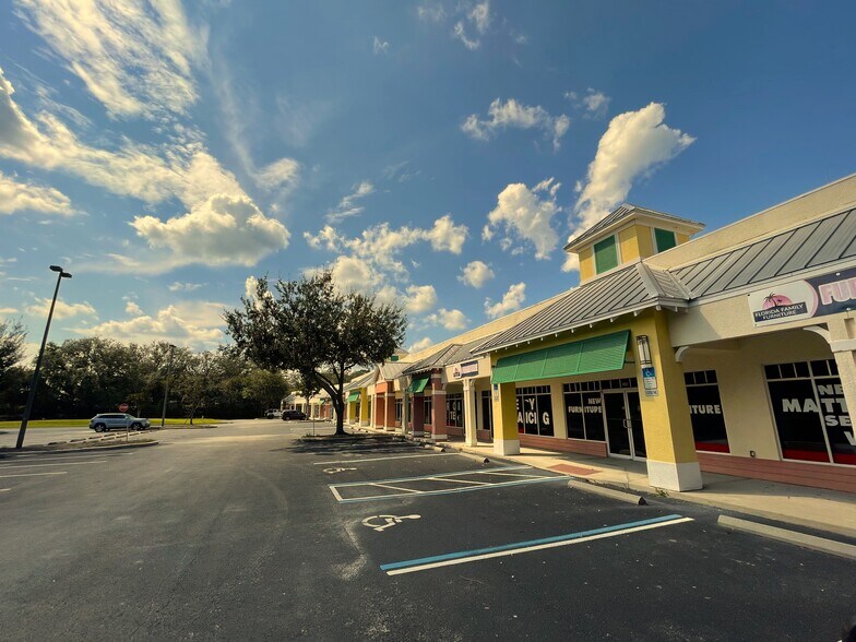 More Photos Of 20180 N US Highway 27, Clermont Unknown For Lease