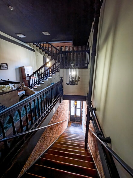 More Photos Of 105-111 W Central, Valdosta Storefront Retail Office For Sale