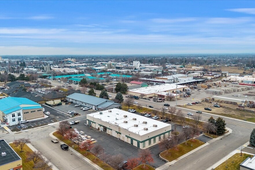 More Photos Of 1311 E Franklin Rd, Meridian Warehouse For Lease