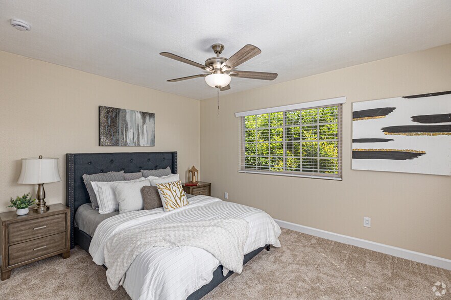 More Photos Of 10032 N Magnolia Ave, Santee Apartments For Sale