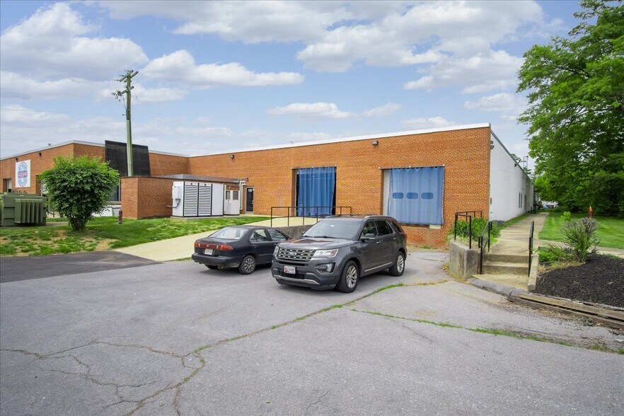 More Photos Of 1341 Hughes Ford Rd, Frederick Light Manufacturing For Lease