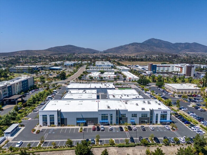 More Photos Of 2434 Fenton St, Chula Vista Showroom For Sale