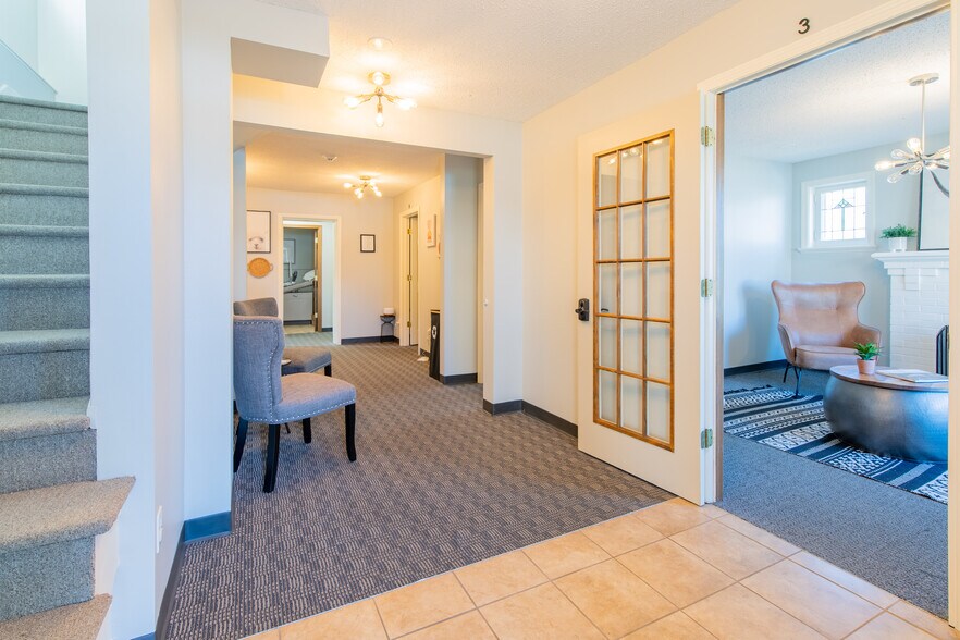 More Photos Of 4150 Crescent Dr, Saint Louis Office For Sale