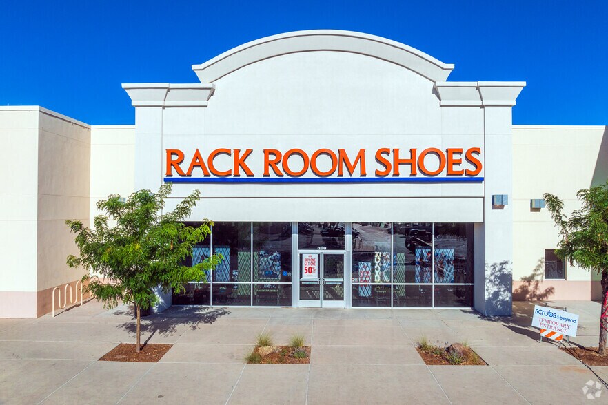 More Photos Of 4401-4605 San Mateo Blvd NE, Albuquerque Unknown For Lease