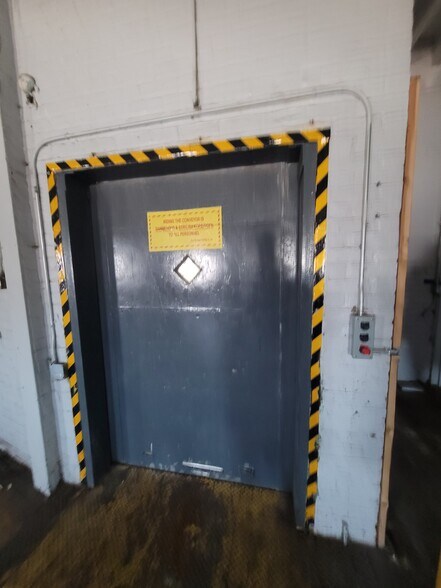 More Photos Of 555 E 242nd St, Bronx Industrial For Sale