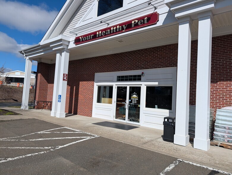 Primary Photo Of 61 Church Hill Rd, Newtown Freestanding For Lease