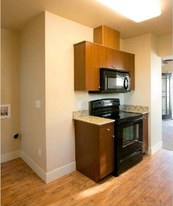 More Photos Of 950 Divisadero St, Fresno Apartments For Sale