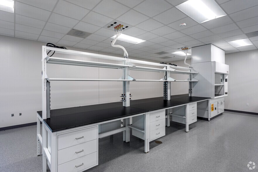 More Photos Of 507 Airport Blvd, Morrisville Light Distribution For Lease