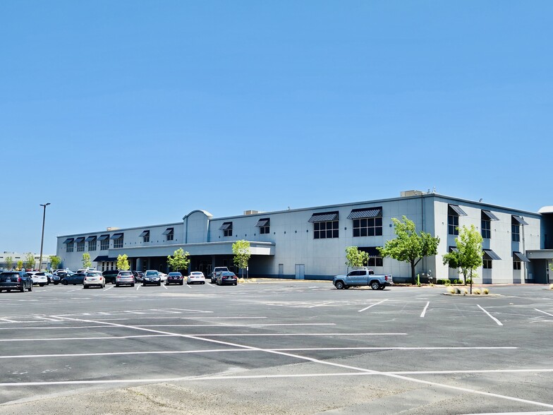 More Photos Of 2401 NW 23rd St, Oklahoma City Office For Lease