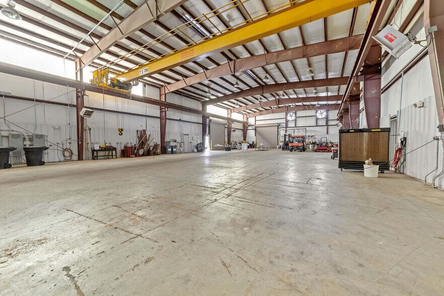 More Photos Of 8706 Dudley Rd, Abbeville Manufacturing For Sale