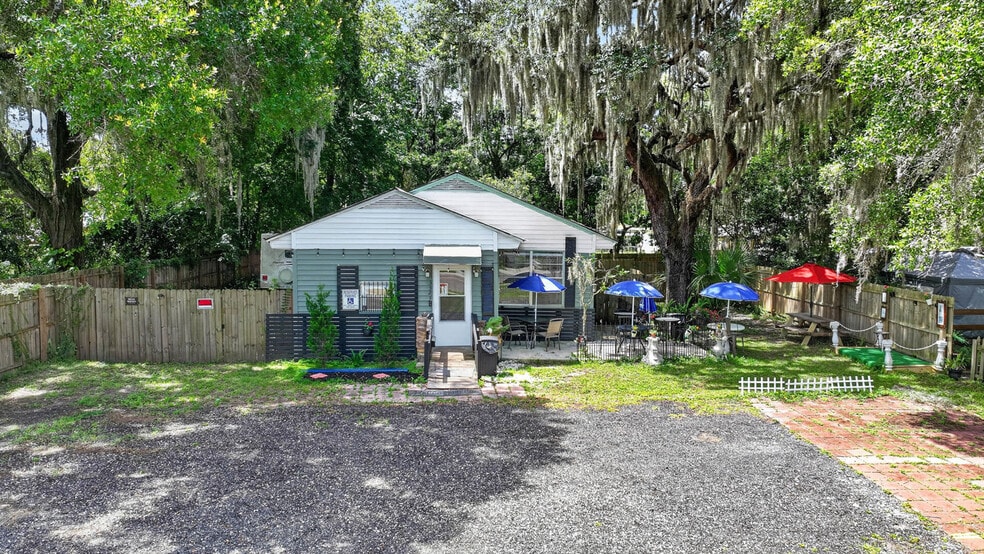 More Photos Of 3323 Saint Johns Ave, Palatka Restaurant For Sale